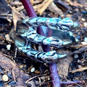 Vintage-Style Punk Raven Claw WrapAround SilverAlloy Adjustable Ring H229